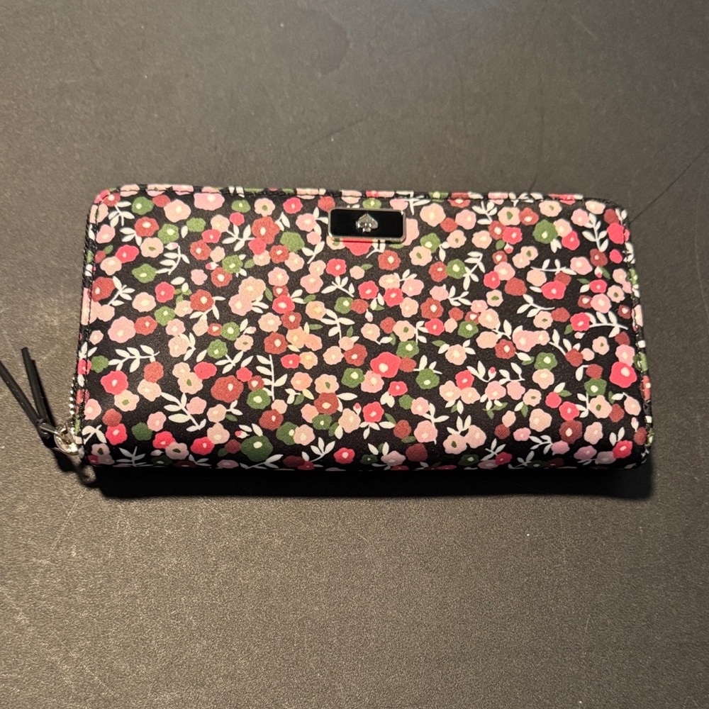 Kate Spade Black Floral Wallet